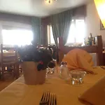 Avalanche - Alpine Boutique 3*