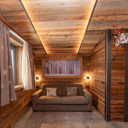 Avalanche - Alpine Boutique 3*